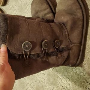 Brown Suede Mid Calf Boots Kids Size 2.